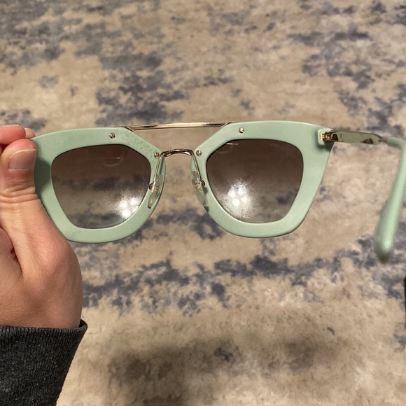 Green Prada sunglasses. Style Code SPR09Q - Picture 3 of 8